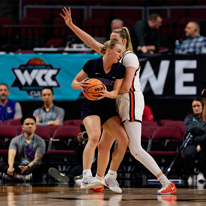 Lainey play basketball