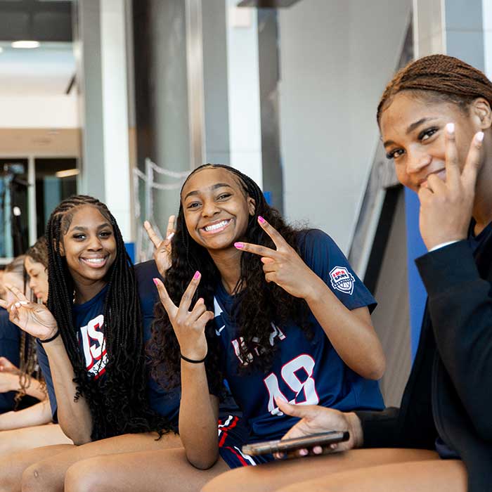 players smile and play