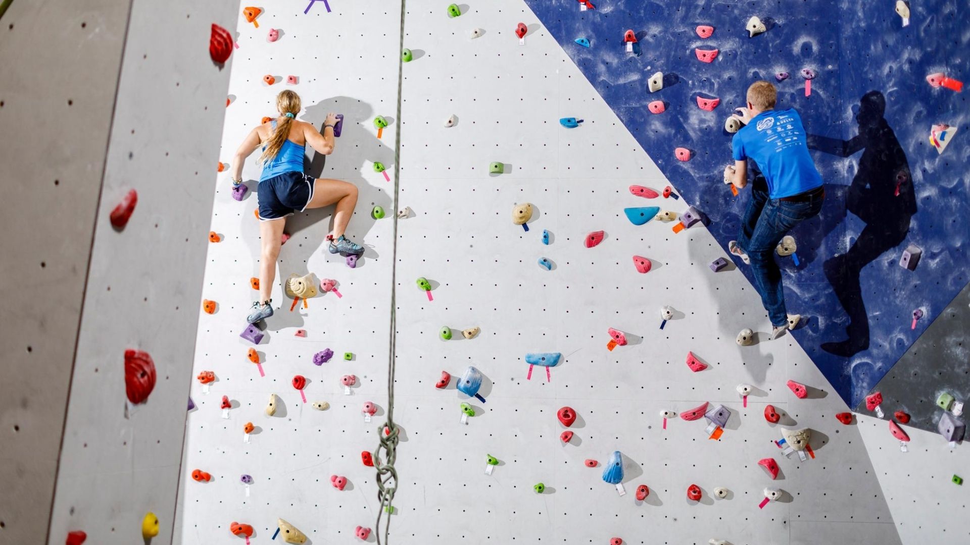 climbers bouldering 