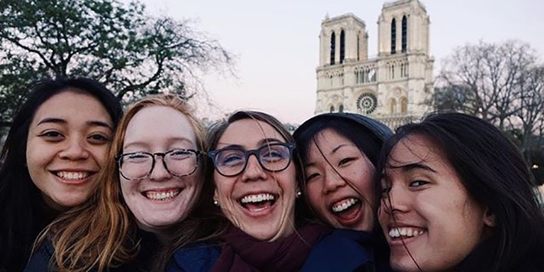 Girls in Paris